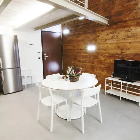 Alessia's Flat - Portello Апартаменты