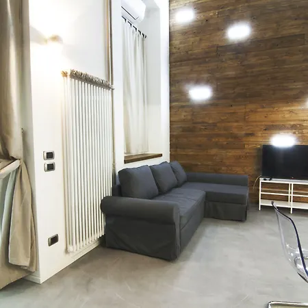 Alessia's Flat - Mac Mahon Appartement