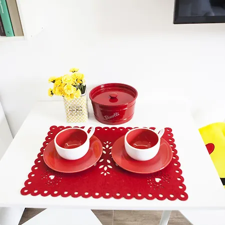 Daire Alessia's Flat - Sarpi 2 Milano