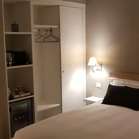 Bed Linate Πανσιόν 4*