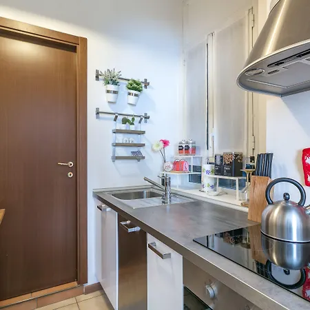 Spazio Isola- Free Wifi