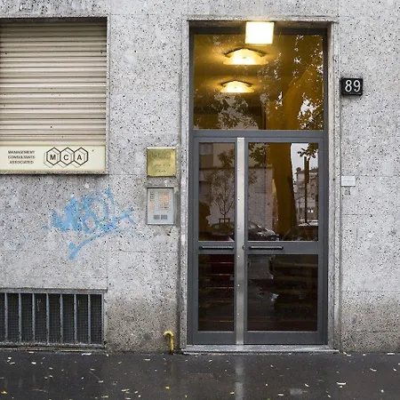 Apartman Joivy Warm Family Flat For 4 With Terrace In *