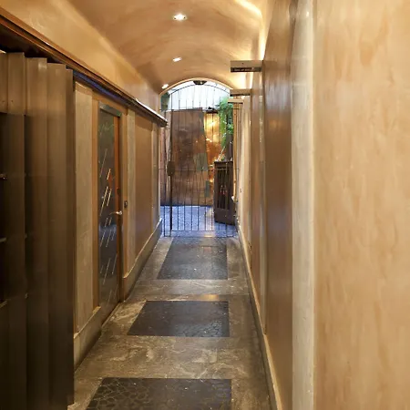 Italianway Easy - Fiori Chiari 20 Apartment Milan