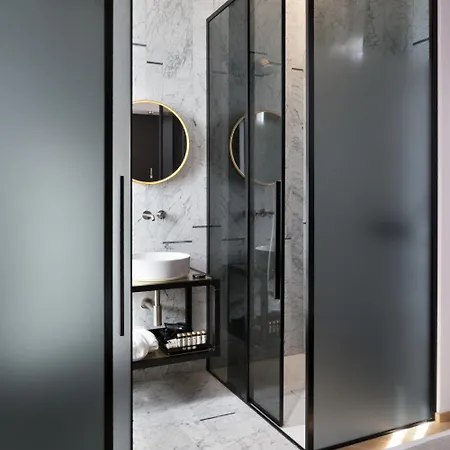 Conti Oda ve Kahvaltı 4*