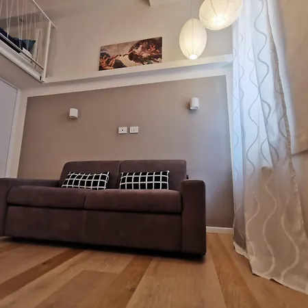 Flat Michelangelo Milano