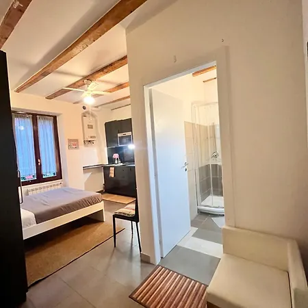 Charming Ringhiera * Milan