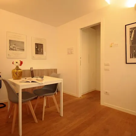 Apartament Italianway Easy - Caterina Da Forli 6