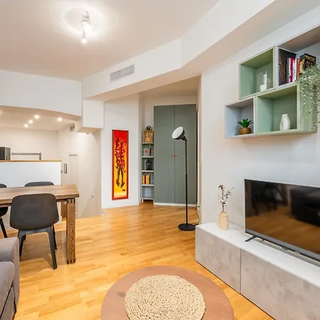 Prada's Nest - Modern Design And Close To Metro Lejlighed Milano