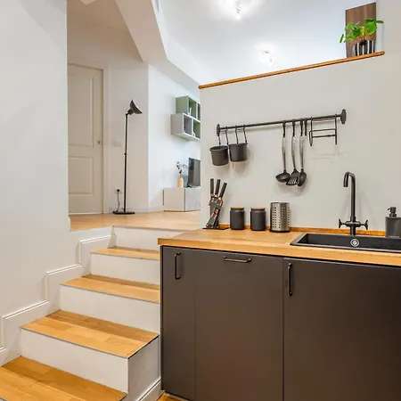 Prada's Nest - Modern Design And Close To Metro ミラノ