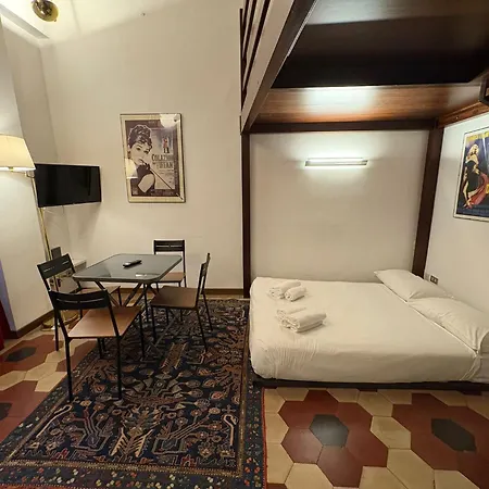 Appartement Guesthost - Arco Della Pace *