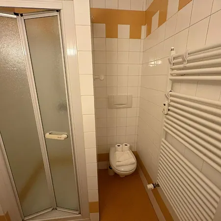 Appartement Guesthost - Arco Della Pace