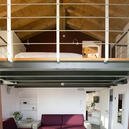 Versoverde Alzaia Naviglio Grande Hotel 4*