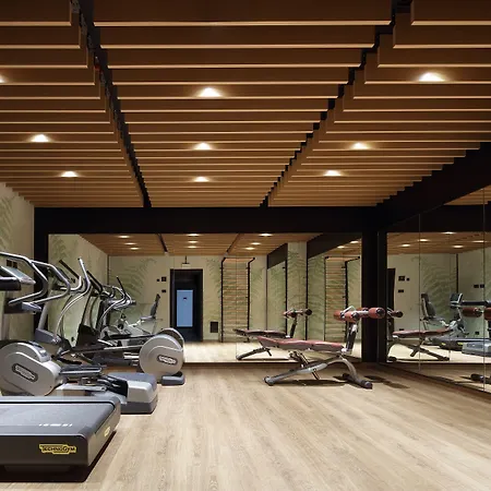 Versoverde Alzaia Naviglio Grande فندق 4*