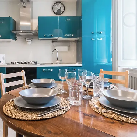 Italianway-corso Lodi 9 * Milan