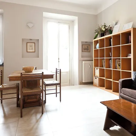 Italianway-reggimento Savoia アパート