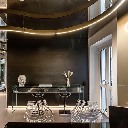 The Street Duomo | A Design Boutique מילאנו