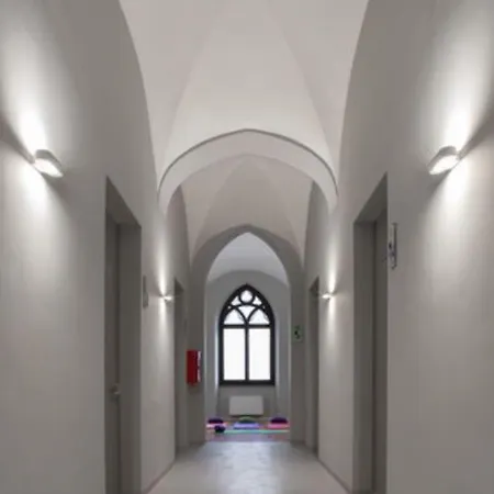 Babila Hostel&bistrot Ostello *