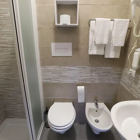 Otel Leonardo Da Vinci