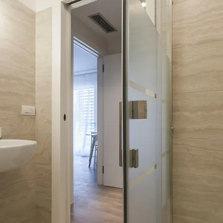 Italianway Easy - Poma * ميلان