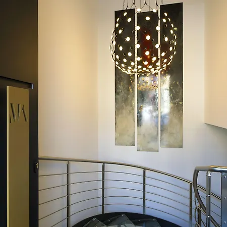 Gatto Bianco Mia Hotel 2*