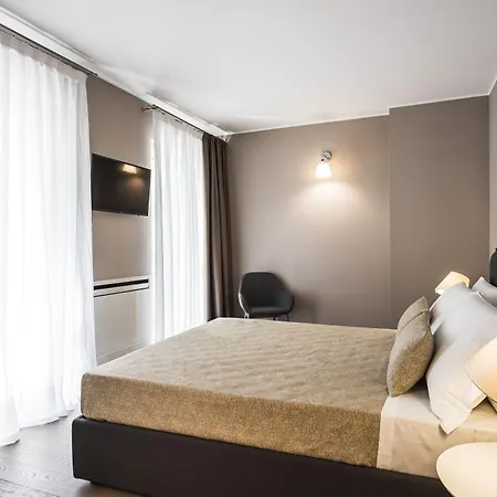 Myplace Corso 11 * Milano