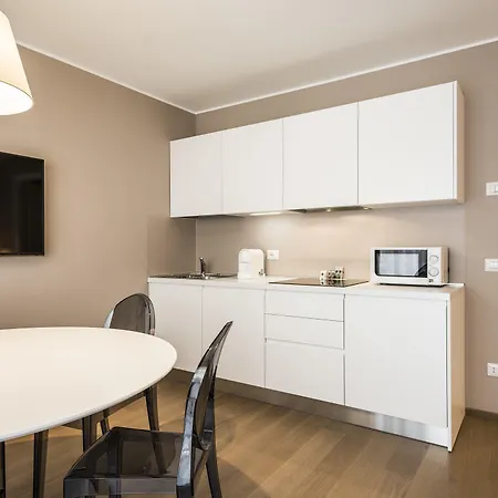 Myplace Corso 11 * Milano