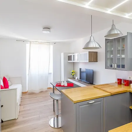 Daire Alessia's Flat - Sarpi 2