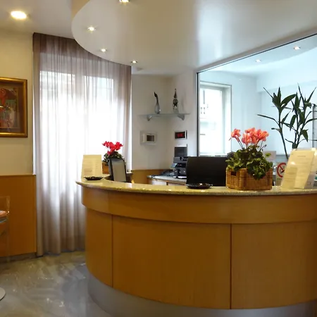 Parma Hotel 2*