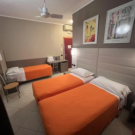 Parma Hotel 2*