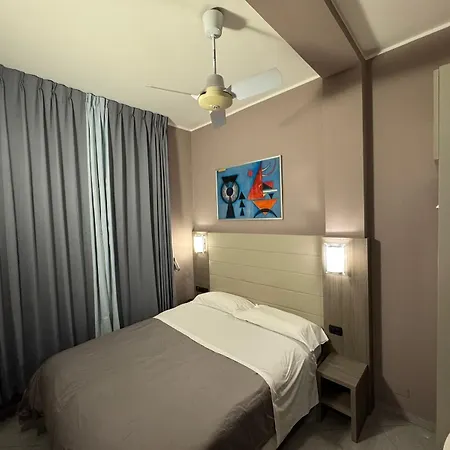 Parma Hotel 2*