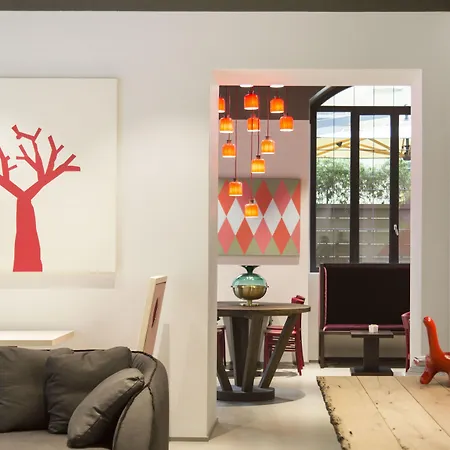 سافونا 18 سويتس فندق ميلان