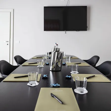 سافونا 18 سويتس