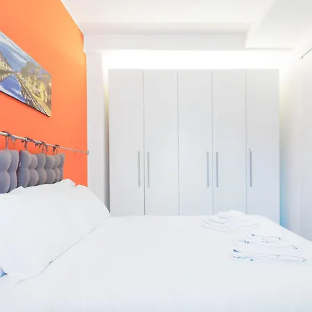 Italianway Easy - Ciaia 6 Milan