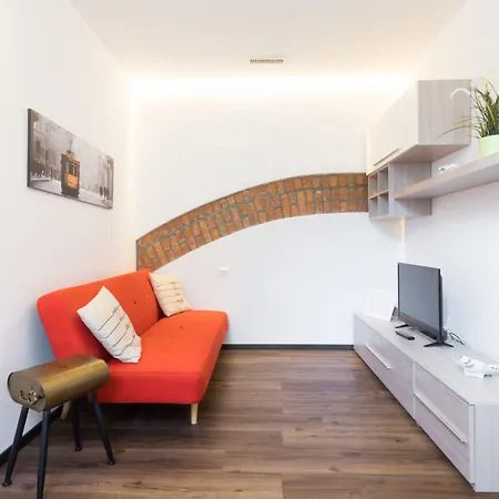 Italianway Easy - Ciaia 6 Milan