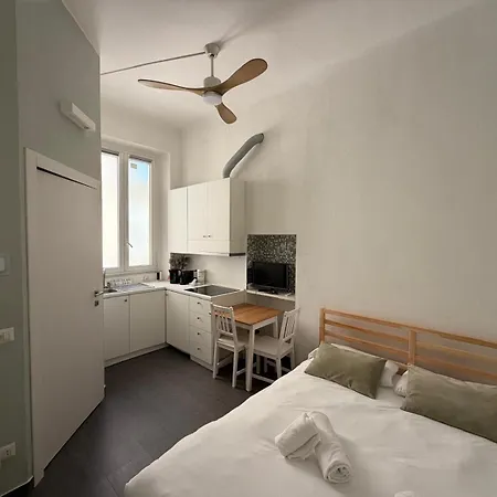 شقة Monolocale In Via Cadore 2 - Duomo *