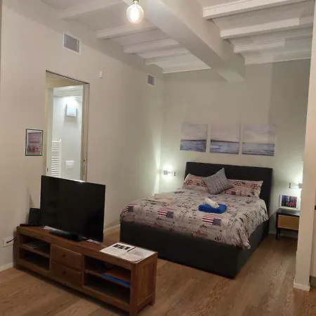 Ticinese Apartment *