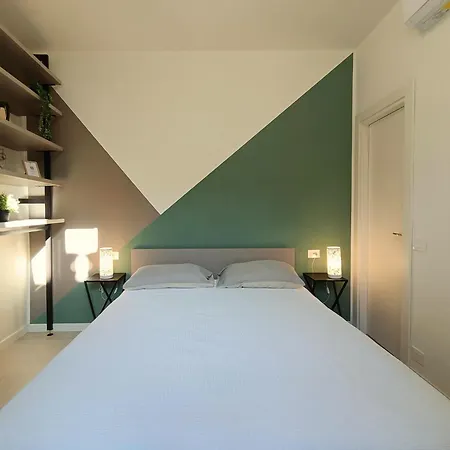 Yr Duomo - 7 Min Walk To Duomo Apartment *