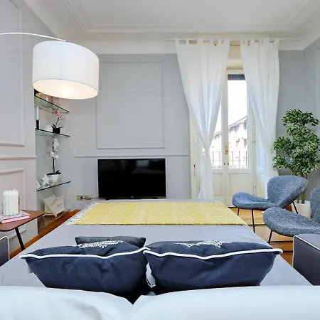 Altido Austere Elegance Appartamento Milano