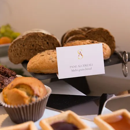 艾苏玛酒店 3* 米兰