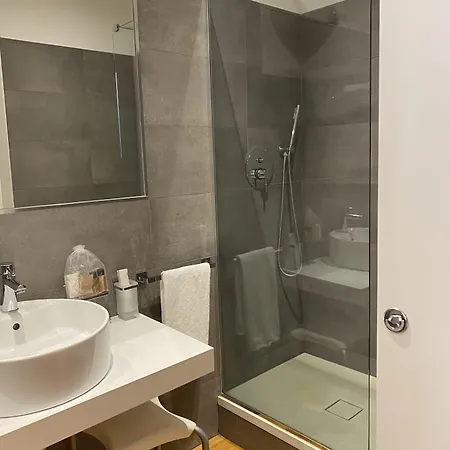 艾苏玛酒店 酒店