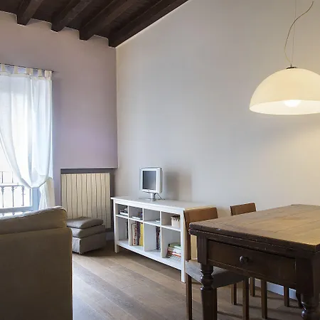 Appartamento Easyhomes - Porta Venezia Oberdan *