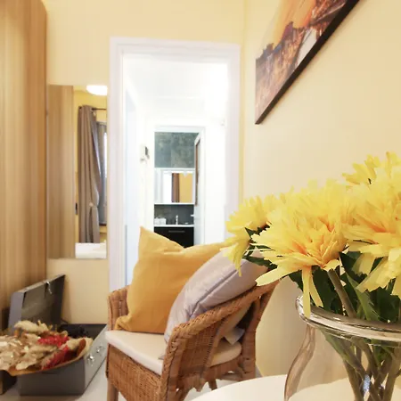 Apartman Italianway Easy - San Pietro All'orto 3 *