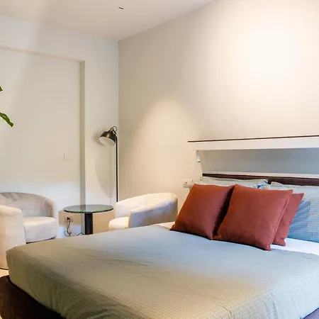 Navigli - Leobrothers - Alzaia Naviglio Pavese 8 Vendégház