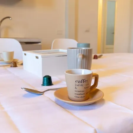 Modern 2br 2ba Metro Access 12min Duomo Ferienhaus