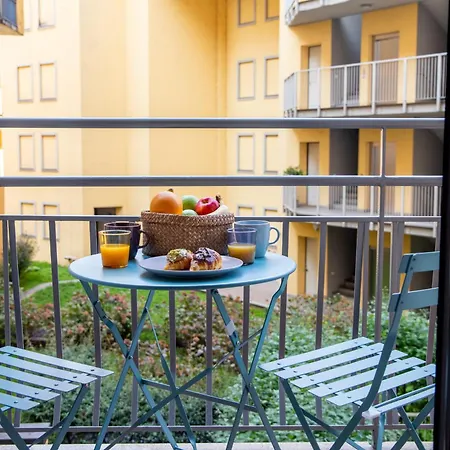 Navigli - Leobrothers - Alzaia Naviglio Pavese 8 3* ミラノ