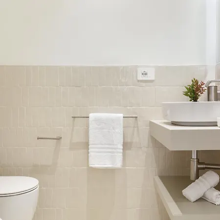 Cuna Pensionat Milano