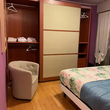 Holiday home Skyline15-elegant Panoramic Apartment-metro M1- Only 20 Minutes From Cathedral *