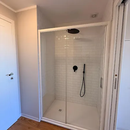 Charming Close To The Olympic Village Vakantiehuis *