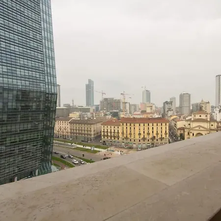 Cozy 9th Floor With Amazing View