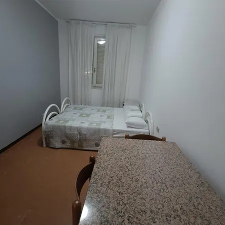 Lz Smartstays Guest house *